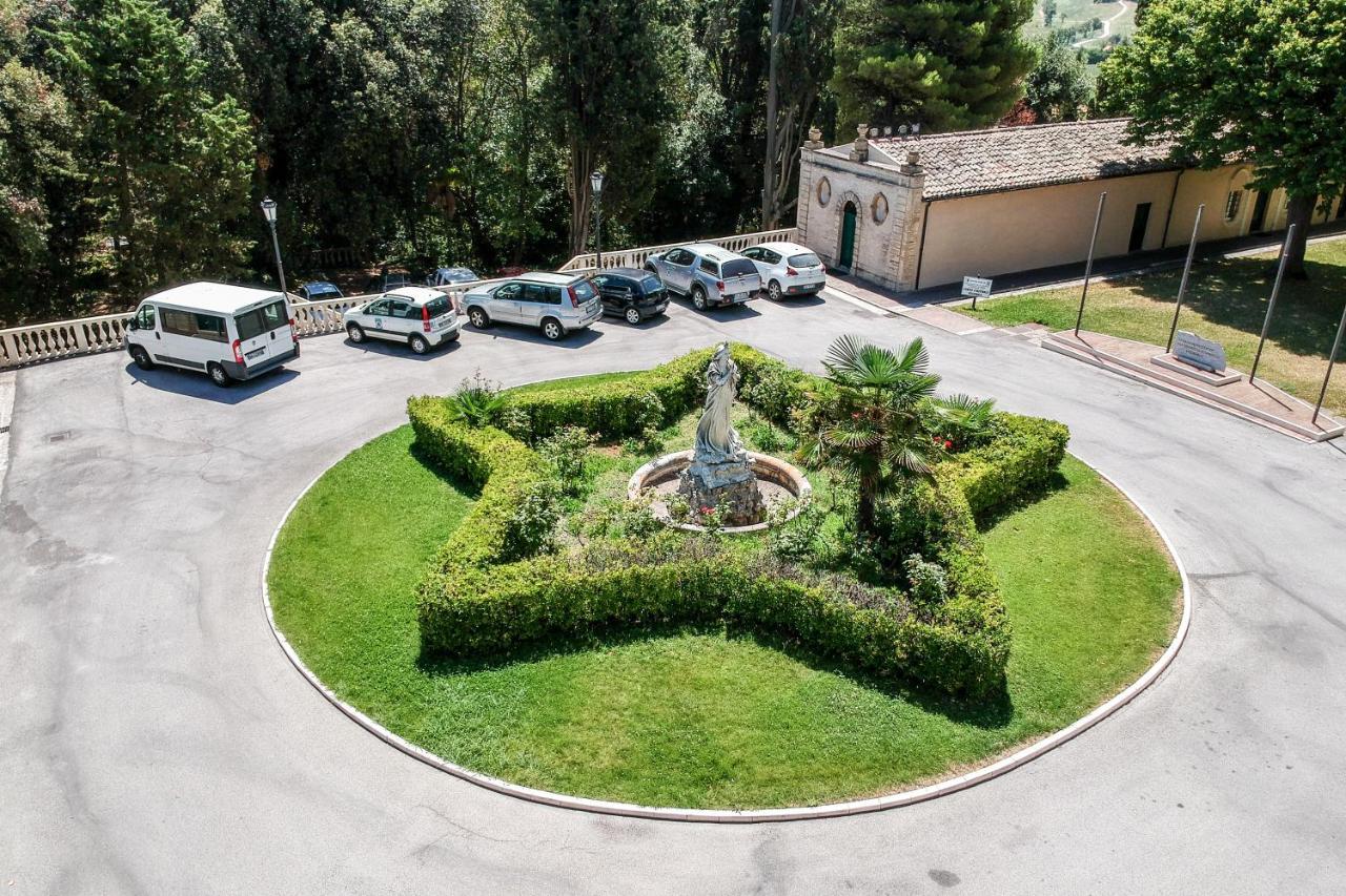 Готель Domus Stella Maris - Casa Per Ferie Анкона Екстер'єр фото
